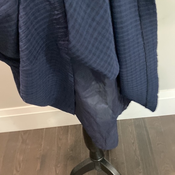 Looks Blue Pleated Buttoned Flowy Skirt Size Medium 9/10 - Picture 9 of 13